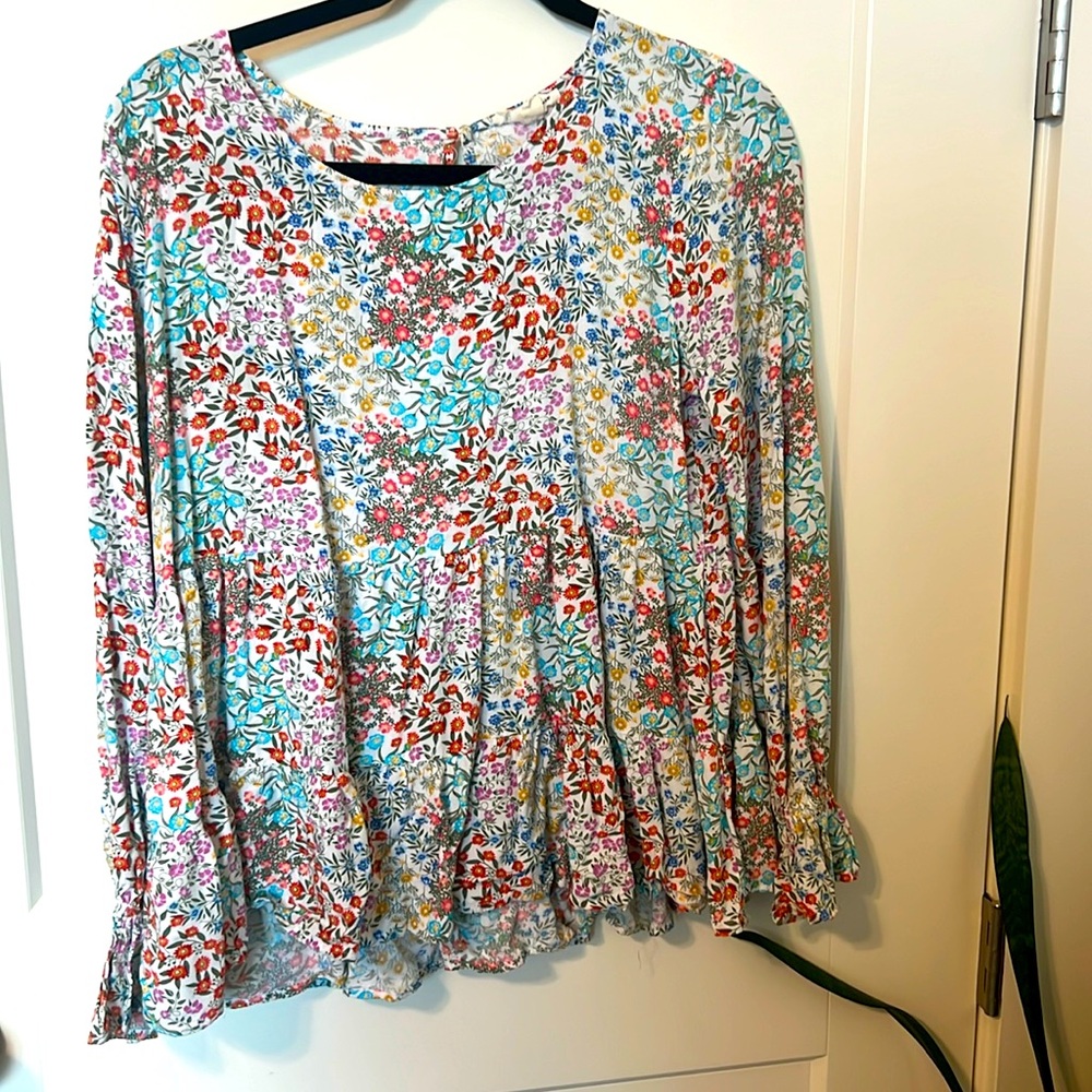 June and Delancy Womens Blouse Floral Size med Multi Color Long Sleeve